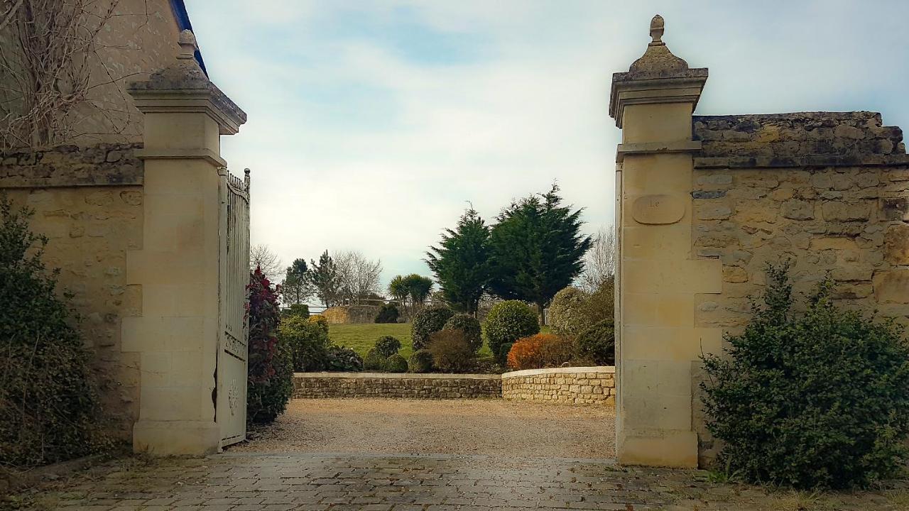 Le Domaine Des Roseraies Monfréville Exterior photo