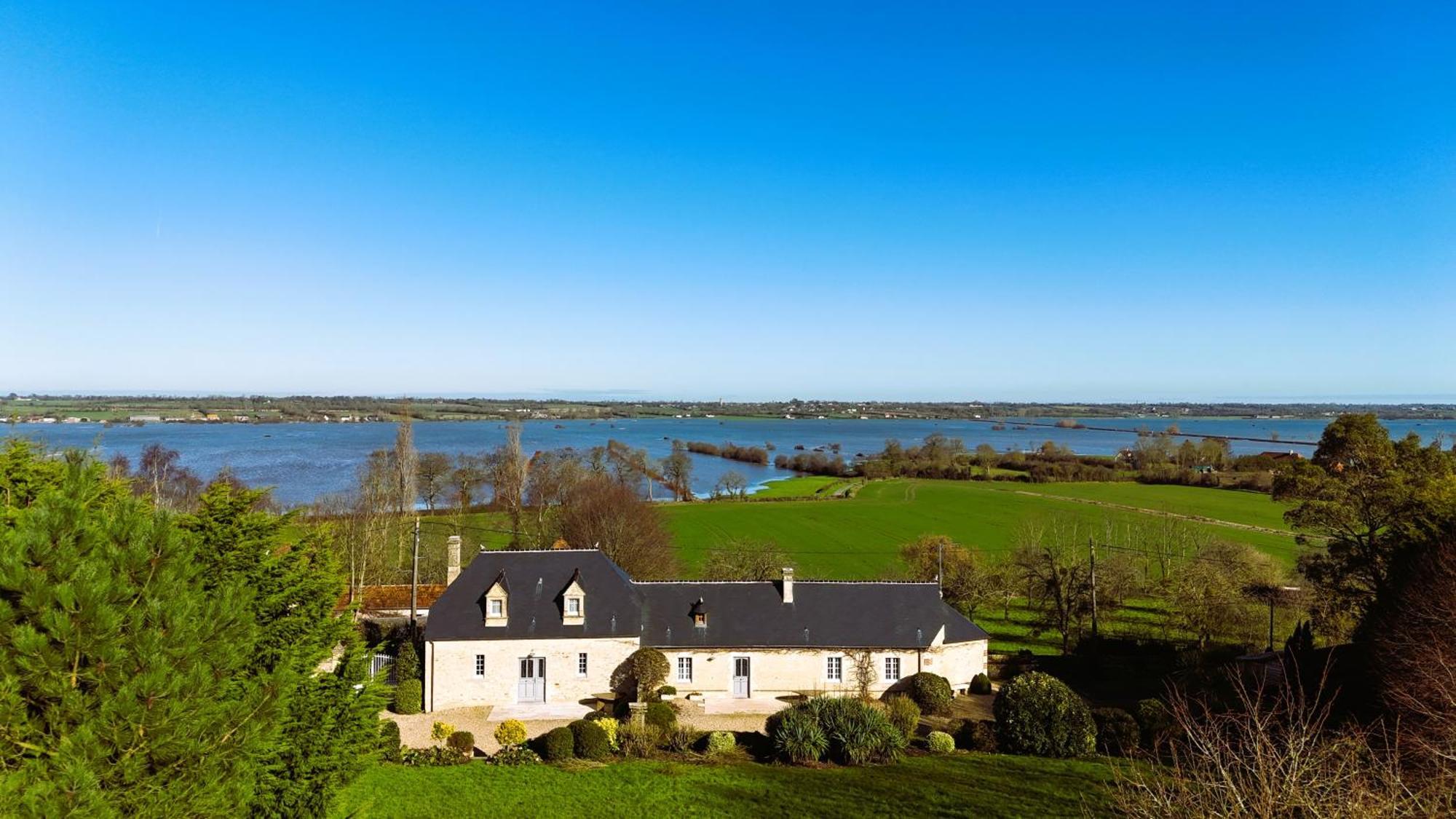 Le Domaine Des Roseraies Monfréville Exterior photo